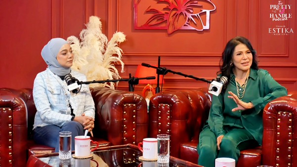 Estika Medispa Dua dunia berbeza, Linda dan Watie tak kekok kongsi pentas sama